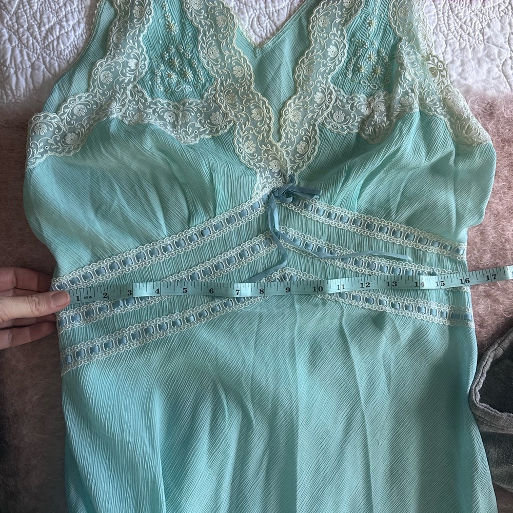 Vintage Italian night gown 1950s - Picture 7 of 8